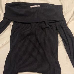 Abercrombie and fitch off the shoulder top